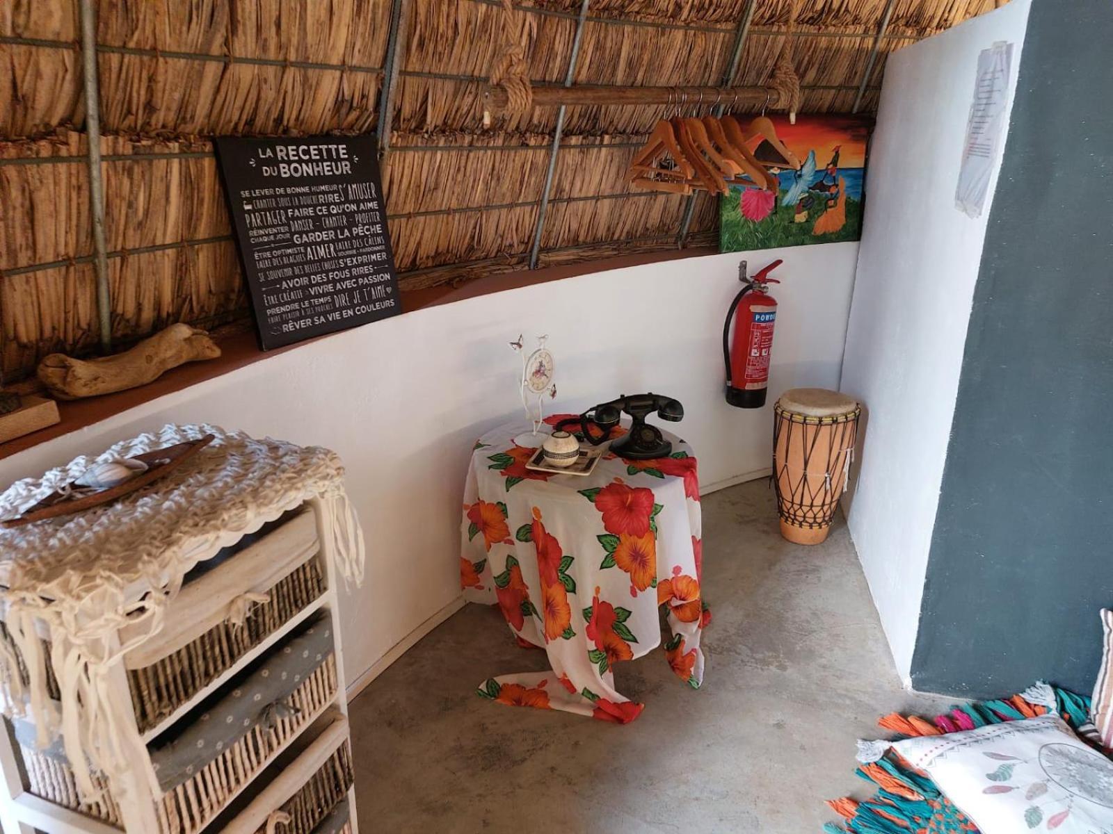Cazhibiscus Bed & Breakfast Trou aux Biches Exterior photo
